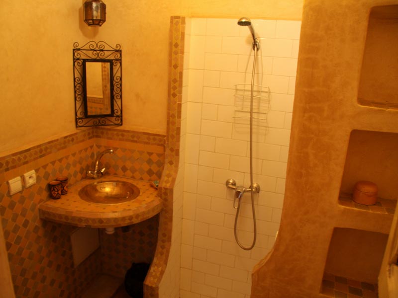 Guitha Bathroom